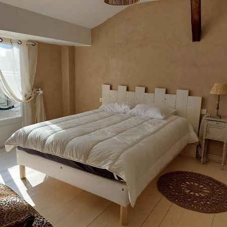 L'Appartement De La Maison Bleue Villeréal Eksteriør bilde