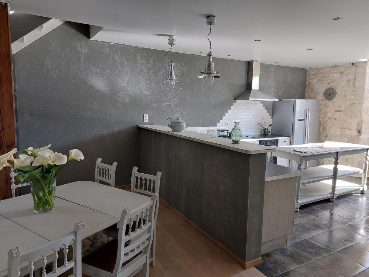 L'Appartement De La Maison Bleue Villeréal Eksteriør bilde